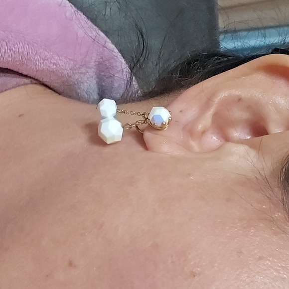 Vintage AB Coated Acrylic Bead Clip On Dangle Earrings - Picture 8 of 9